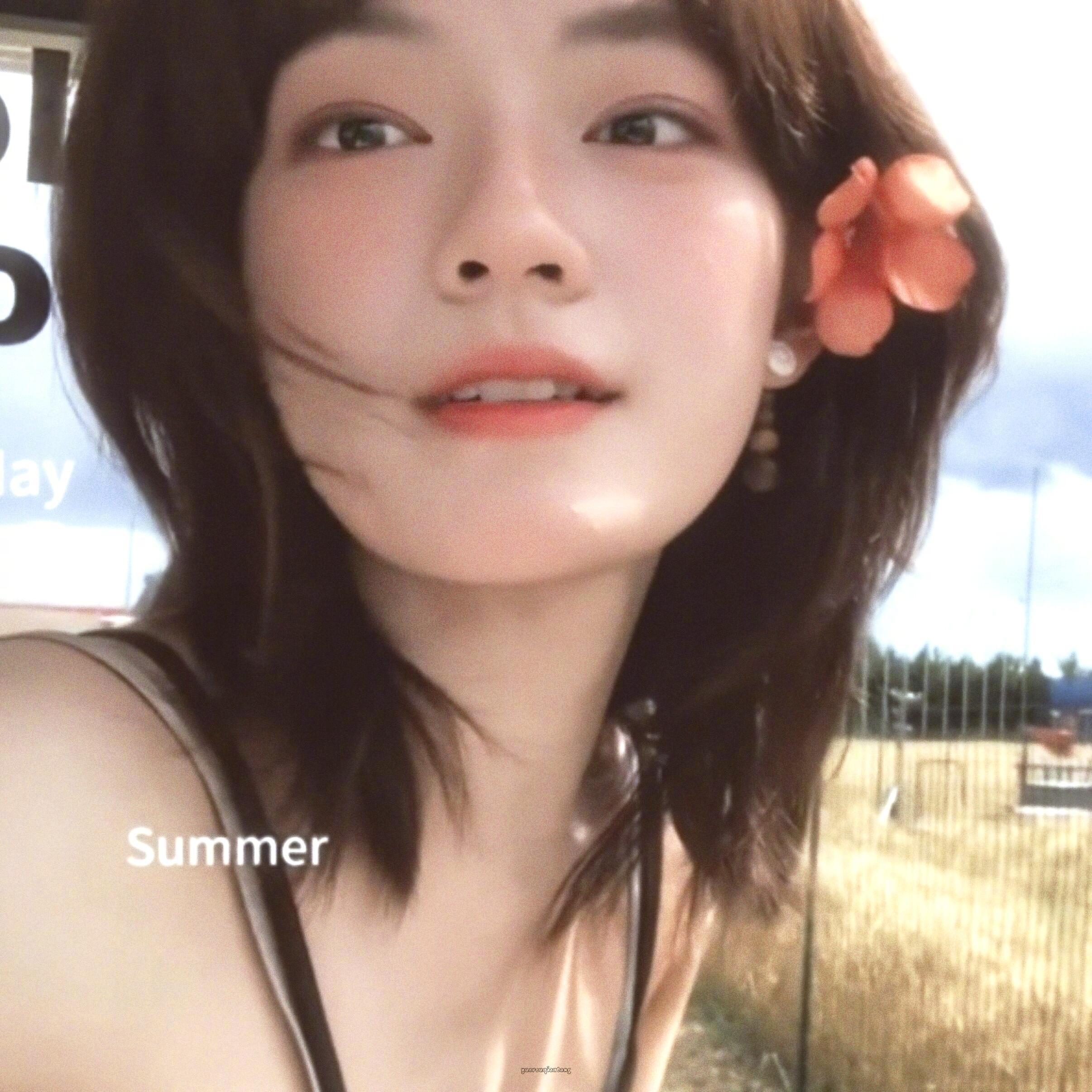 #咪咕星鲜事##文淇比基尼好辣#身上有种扑面而来的夏日气息，鲜活又明亮，生命力简