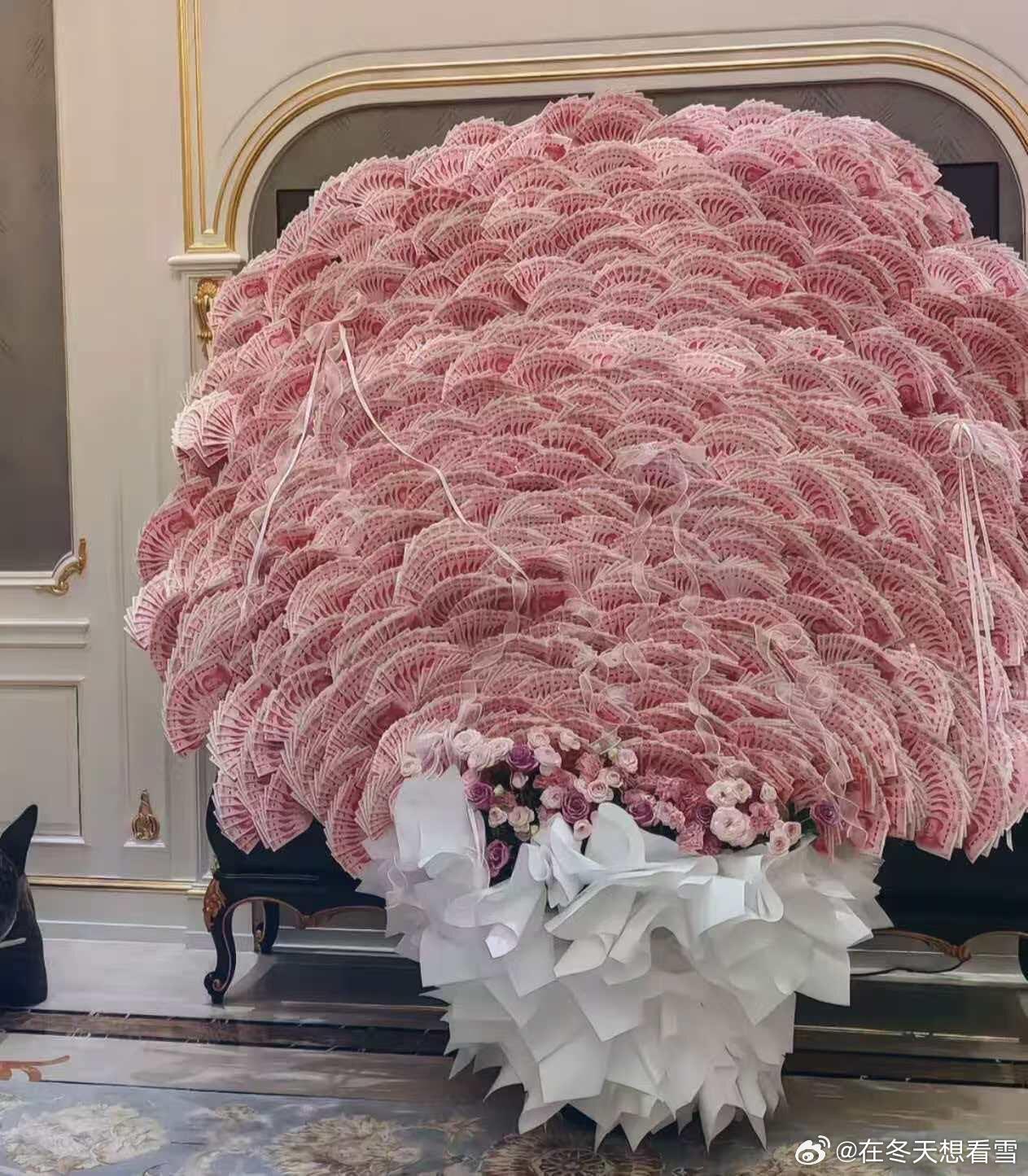 这种巨型花束可以多来几个