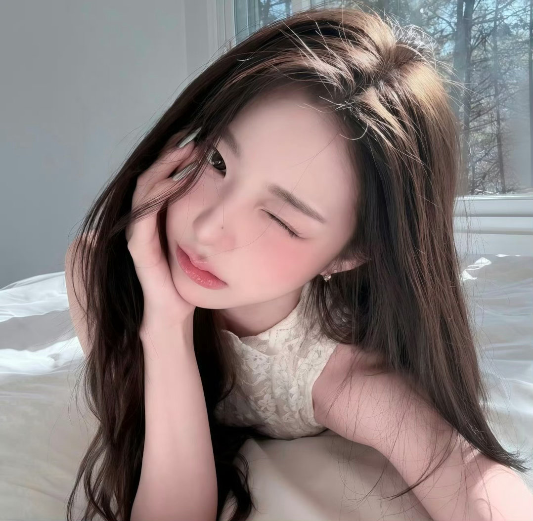 𝗪𝗲𝗖𝗵𝗮𝘁头像｜女生头像｜氛围感｜审美积累｜ins 