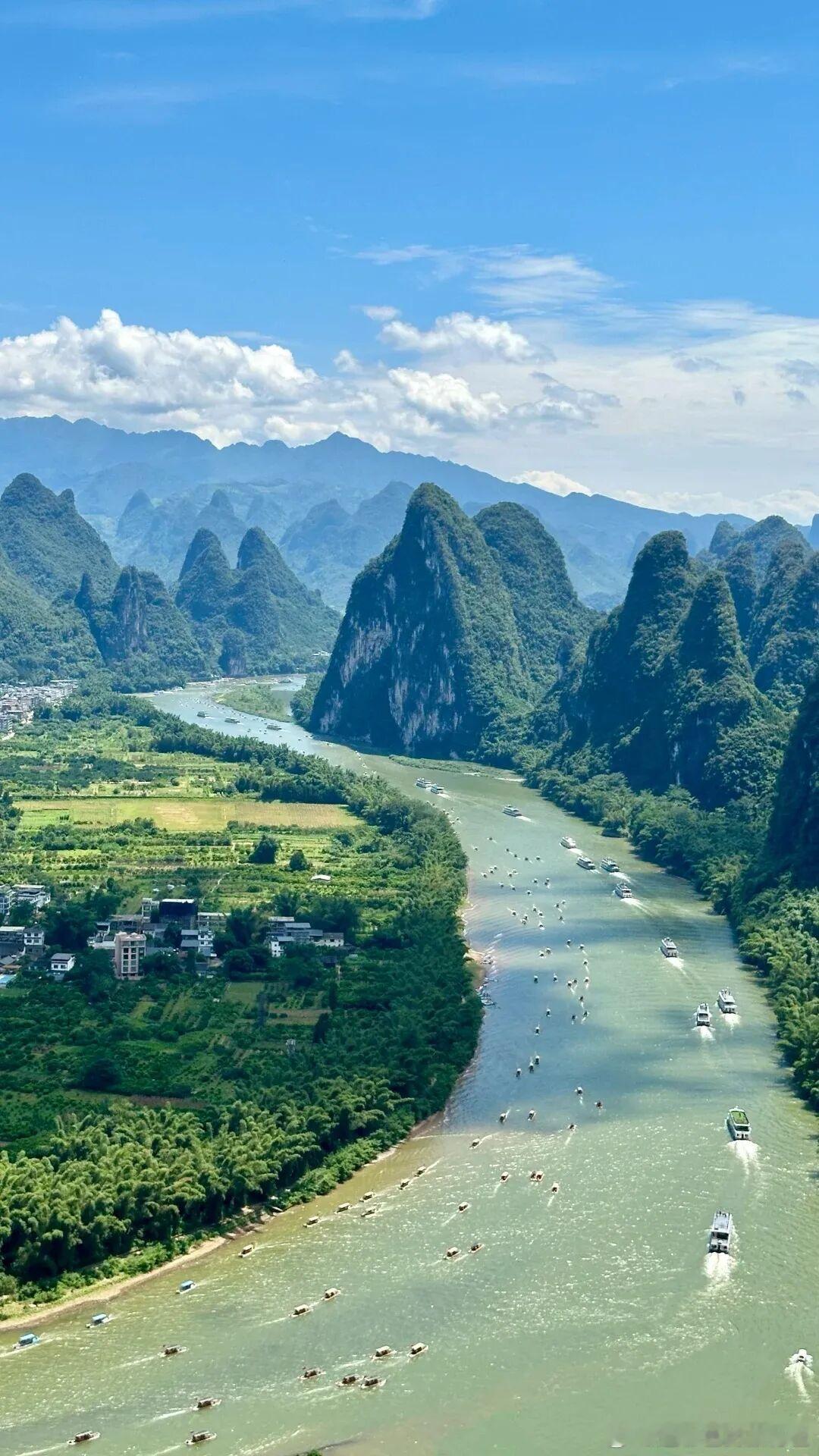 走遍大江南北，最让人念念不忘的五座宜居美城，每一座都有着独一份的风情韵味。大理把