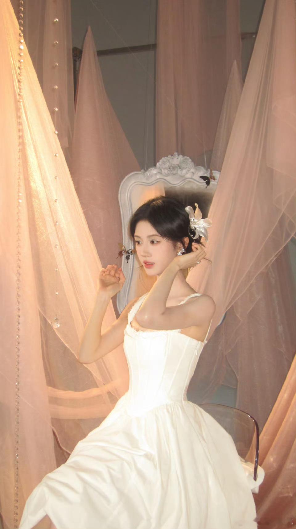 鞠婧祎是老婆[打call][打call][打call]鞠婧祎来战 ​​​