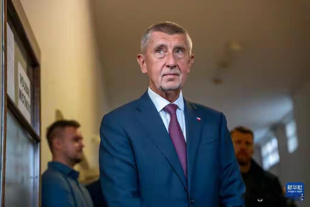 快讯！快讯！​
秘鲁宣布了​
与墨西哥断交！前总理获庇护，外交撕破脸​
当地时间