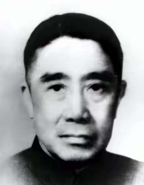 戴笠一辈子只做到副局长，军统真正的正局长，是贺耀祖，这个人表面是蒋介石心腹，暗地