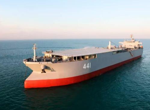 伊朗刚宣布，封锁霍尔木兹海峡，不让一滴油运输出去！美国和以色列空军就已经摧毁了，