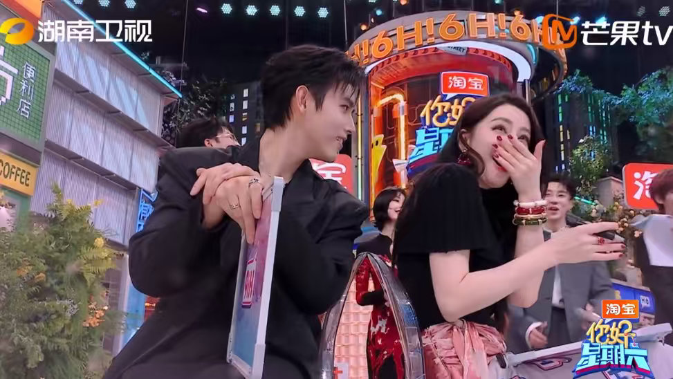 迪丽热巴陈飞宇一个理性一个感性 你好星期六 默契坦白赛超甜！热巴和陈飞宇面对“热