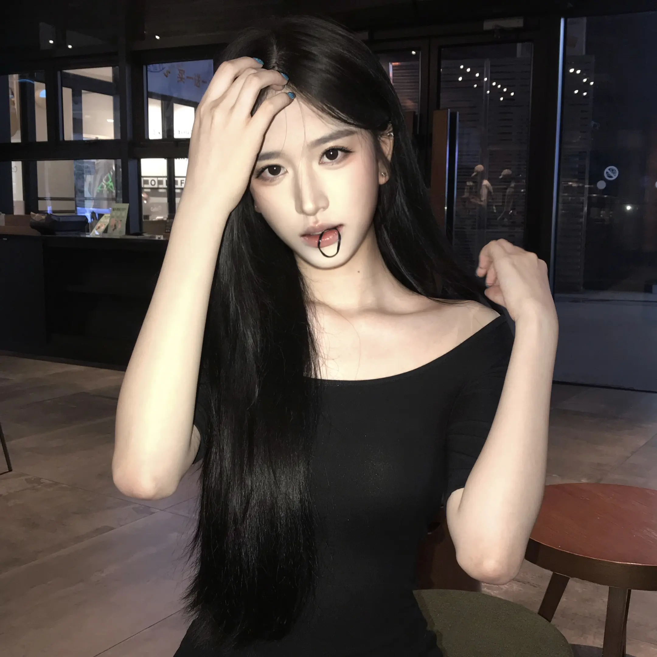 我已经毫无底线了知道吗 因为你