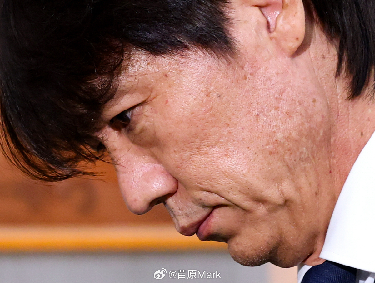 韩国足球听证会也是热闹，郑梦奎胆子比码农和铁哥大，直接放话：“劳资要是进了世界杯