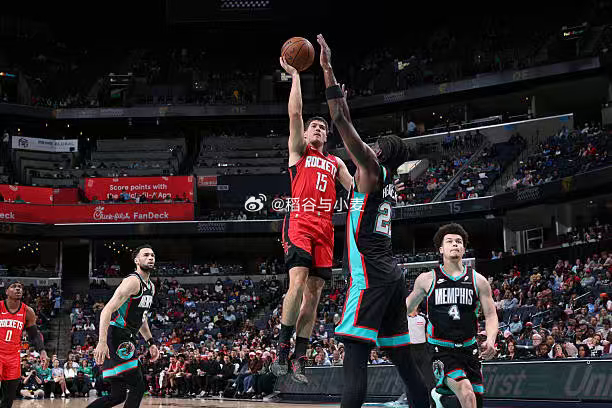 谢泼德进入先发已经5场比赛了，实际上表现超出预期的，也就是对热火那场比赛。其他4