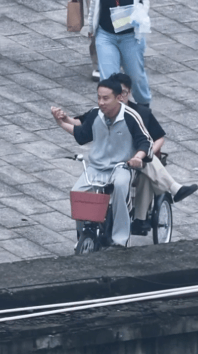 酷滕陈鑫海金牌销售五十公里桃花坞金牌销售酷滕实至名归，眼光独到善于发现赚钱机会，