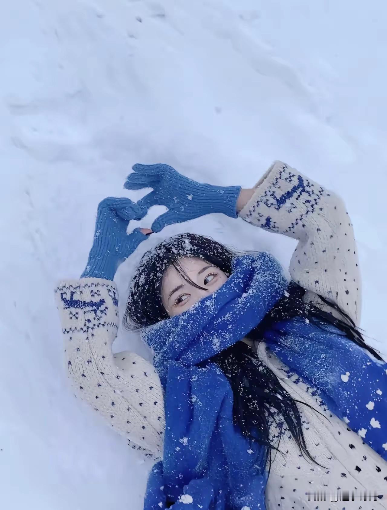 听说东北下起了今年第一场雪，我就和闺蜜两个人飞到东北赏雪，两个南方小土豆以前很少