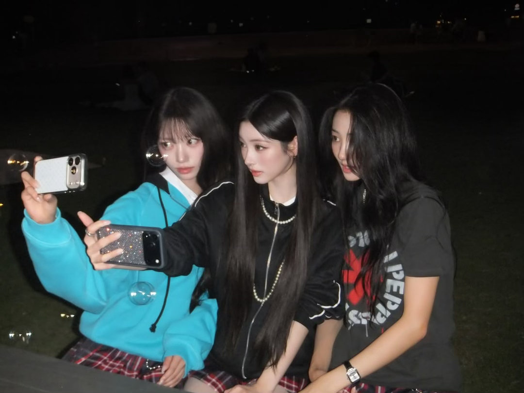 260906 𝙋𝙞𝙣𝙩𝙚𝙧𝙚𝙨𝙩♫₊˚. ʟᴇᴛ'ꜱ ᴍᴇᴏᴠ