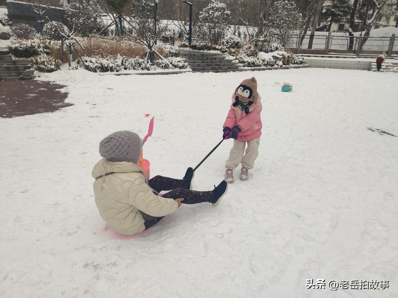 刚刚几个老家伙们在一起聊天喷空，说起人的一辈子时，老家伙们的感慨是人的一生中最美