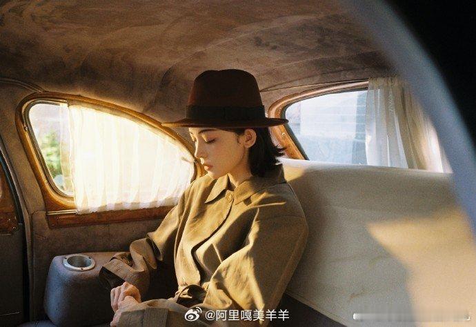 说实话娜扎这次真的可以！金宝又向往自由又有软肋，她把那种矛盾感演出来了，很多小表