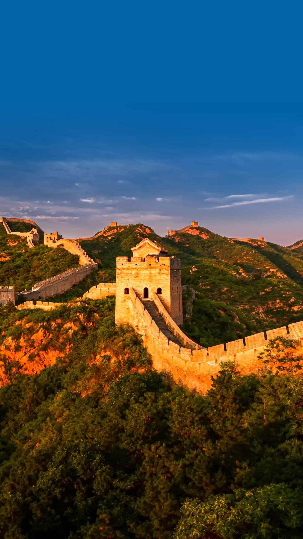 1. 强大的泛化能力 ：大模型经过海量数据训练，能够学习到数据中的通用模式和规律