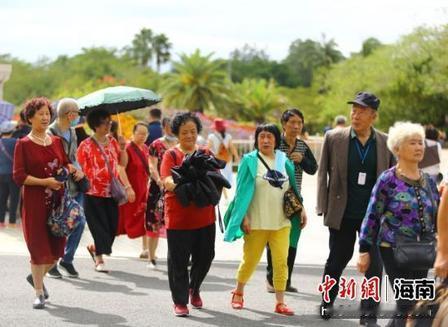 很多人可能没发现！60 后的集体退休，正在彻底改变整个中国绝大多数人只把 60 