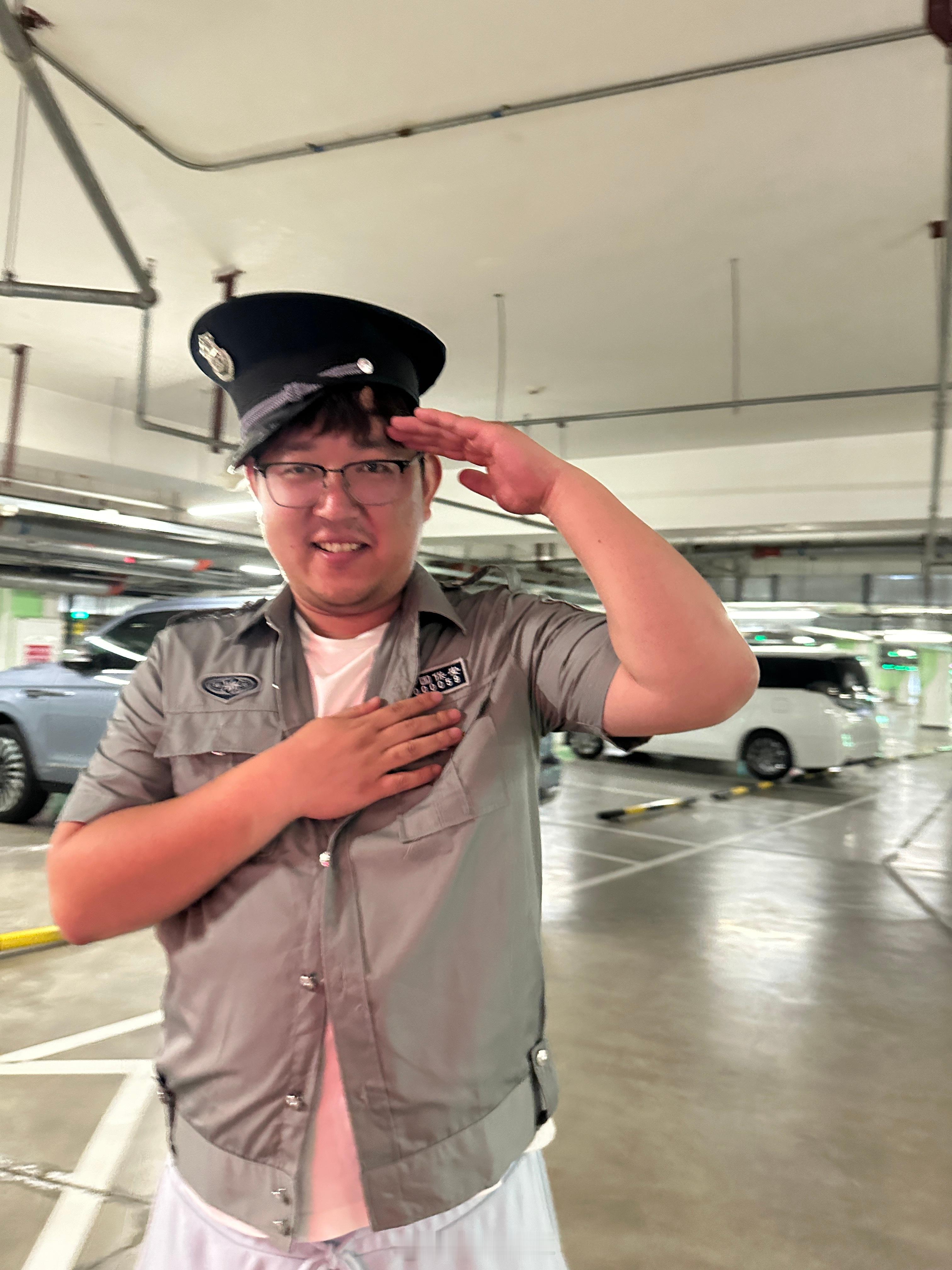 尘封多年的戏服，终于在这个骄阳似火的夏天找到了主人。 ​​​