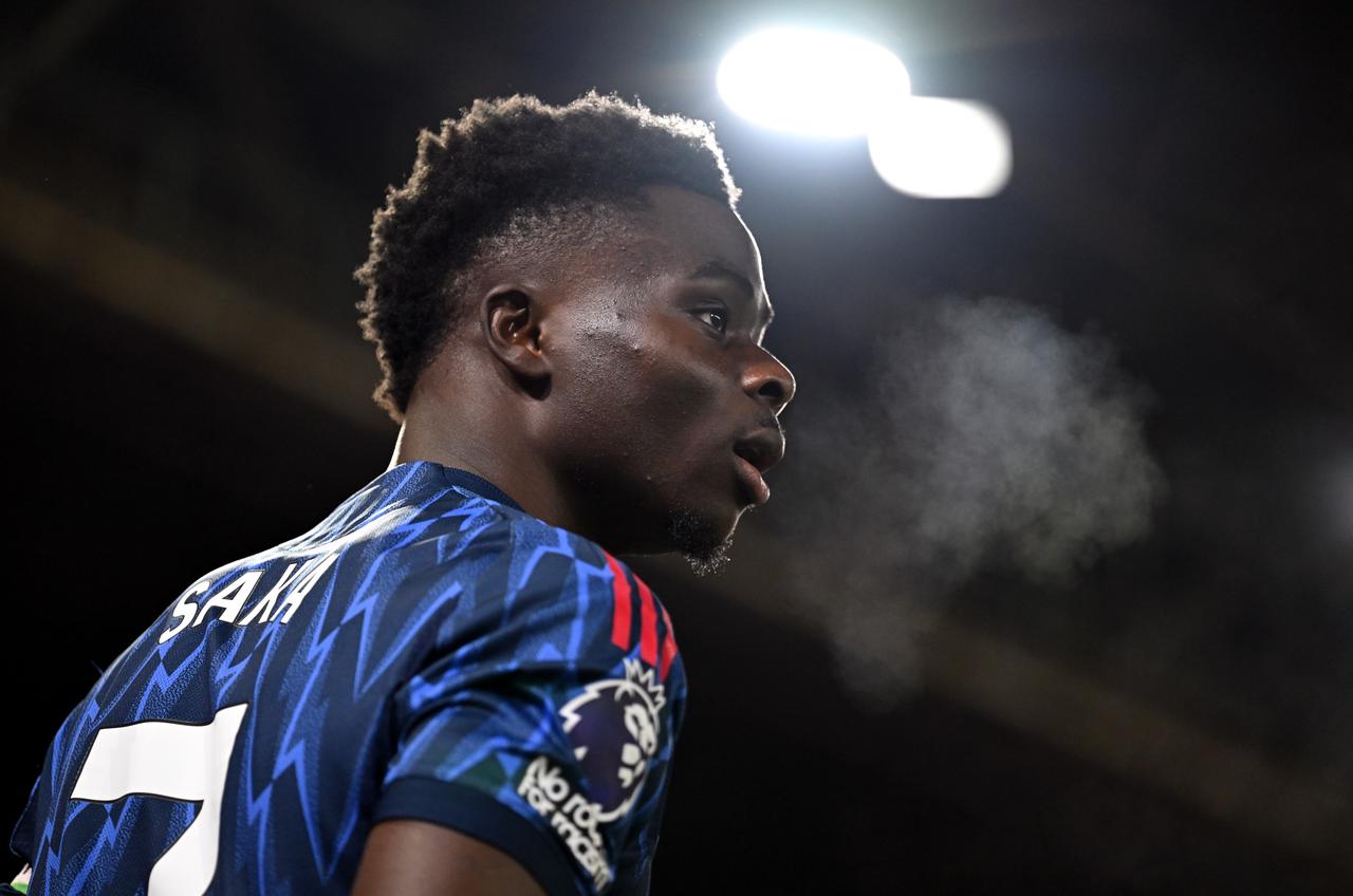 踩下刹车

阿森纳在取得英超5连胜之后，遭遇2连平：

阿森纳 0-0 利物浦