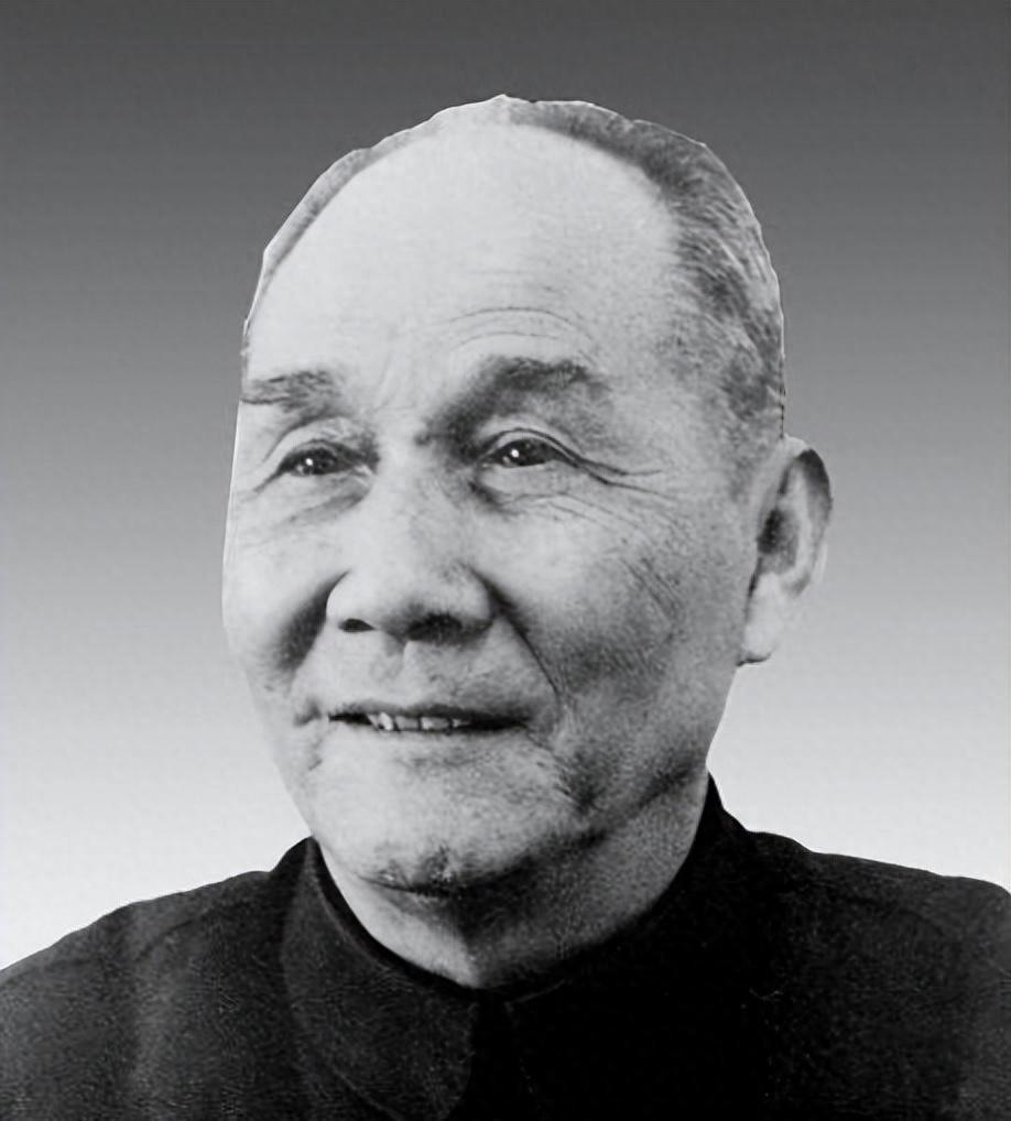 黄火青出任最高检察长，晚年回忆“两案”仅称是中央决策，表现极为谦逊吗？
1978