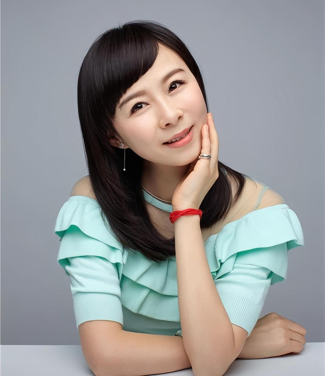 48岁周瑾近况曝光！低调结婚生子，如今把老公处成战略合伙人
娱乐 明星