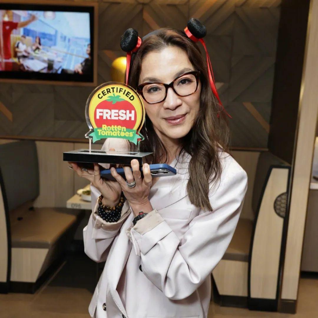 杨紫琼作为殷夫人英文配音在北美宣传《哪吒之魔童闹海》。 


这个造型真的很漂亮