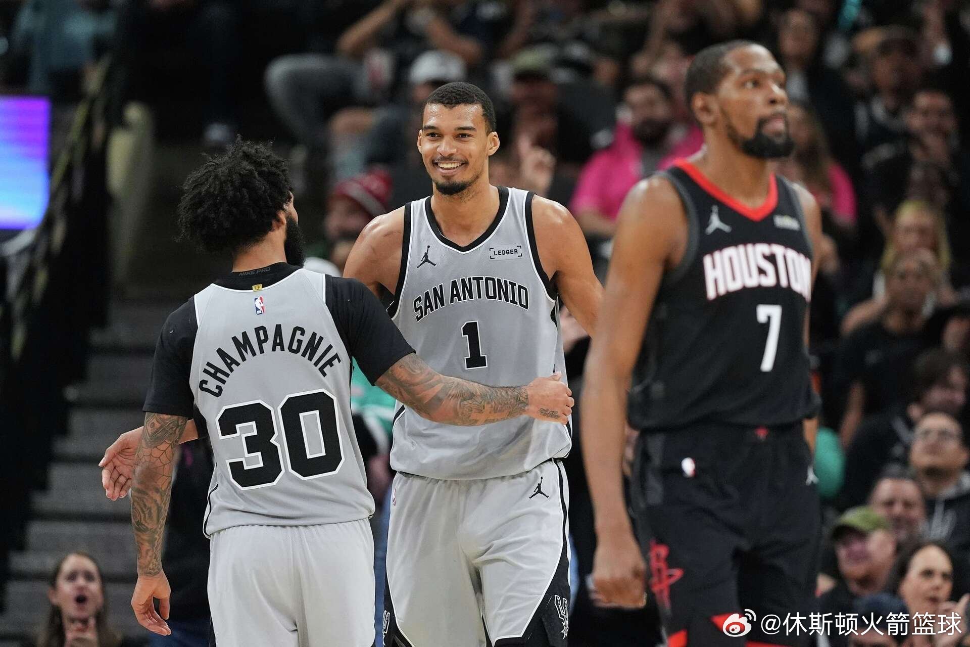 火箭队记Binkley：“继上一场惨败给马刺队之后，并不是想再雪上加霜，但这确实