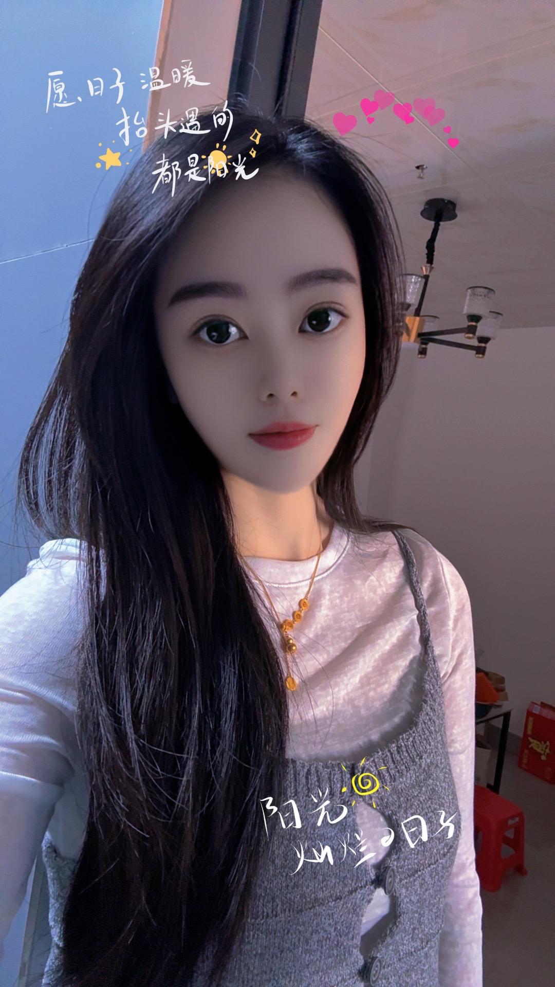 没有父母铺路，就自己去悟，没有名师指路，就去阅人无数，读不了万卷书，那...