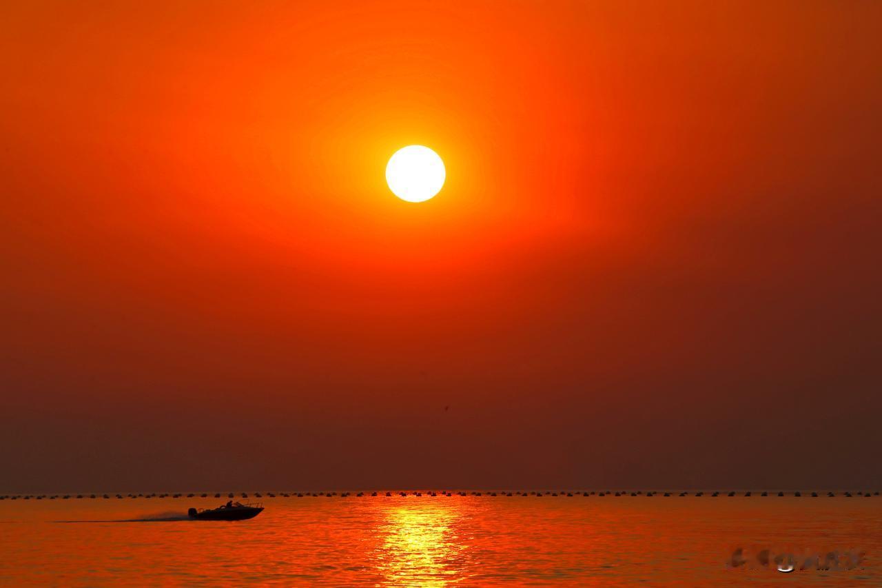 高考后怎么带孩子放松带孩子去日照海边看大海吃海鲜看海上日出。