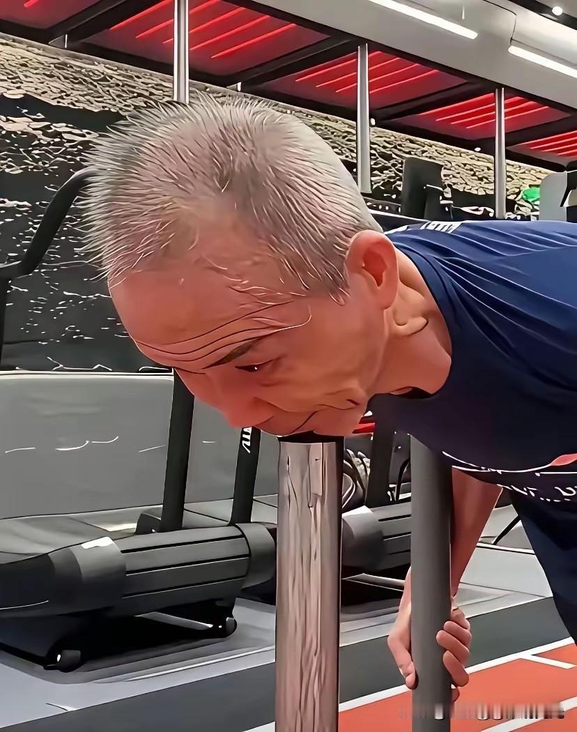 你会为了所谓的健康每天大汗淋漓健身吗？
现在很多人都非常讲究生活质量，讲究肌肉美