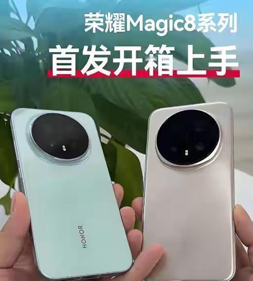 养老金涨幅可能追不上早餐的涨价速度了。
今年上调幅度或首次跌破3%，向2%靠近。