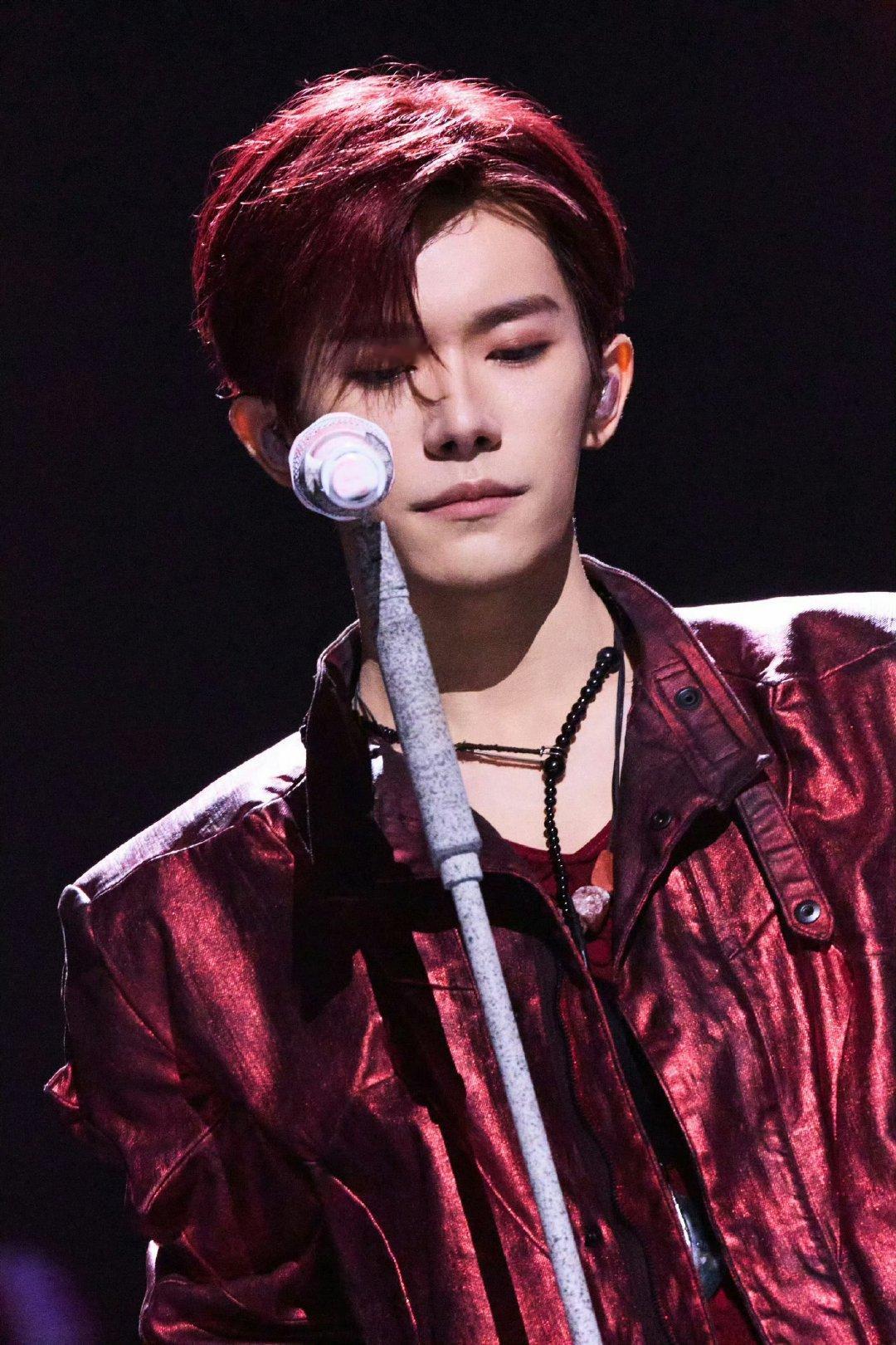 要不易烊千玺四首歌一起唱了疑似解锁易烊千玺歌单 要不易烊千玺四首歌一起唱了，每首