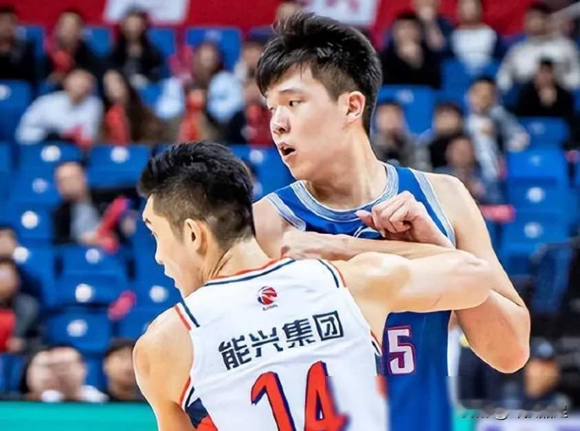 随着北京116：99上海，广州92：78青岛，CBA季后赛12进8第二回合结束。