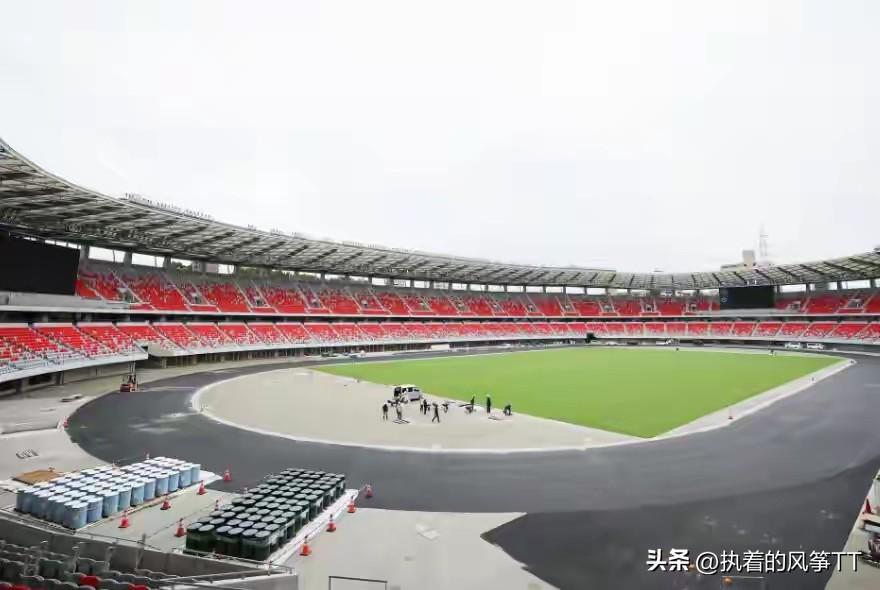 距离日本名古屋亚运会开幕只剩四十多天，可日本组委会却还在商场送票、开放团购、增加