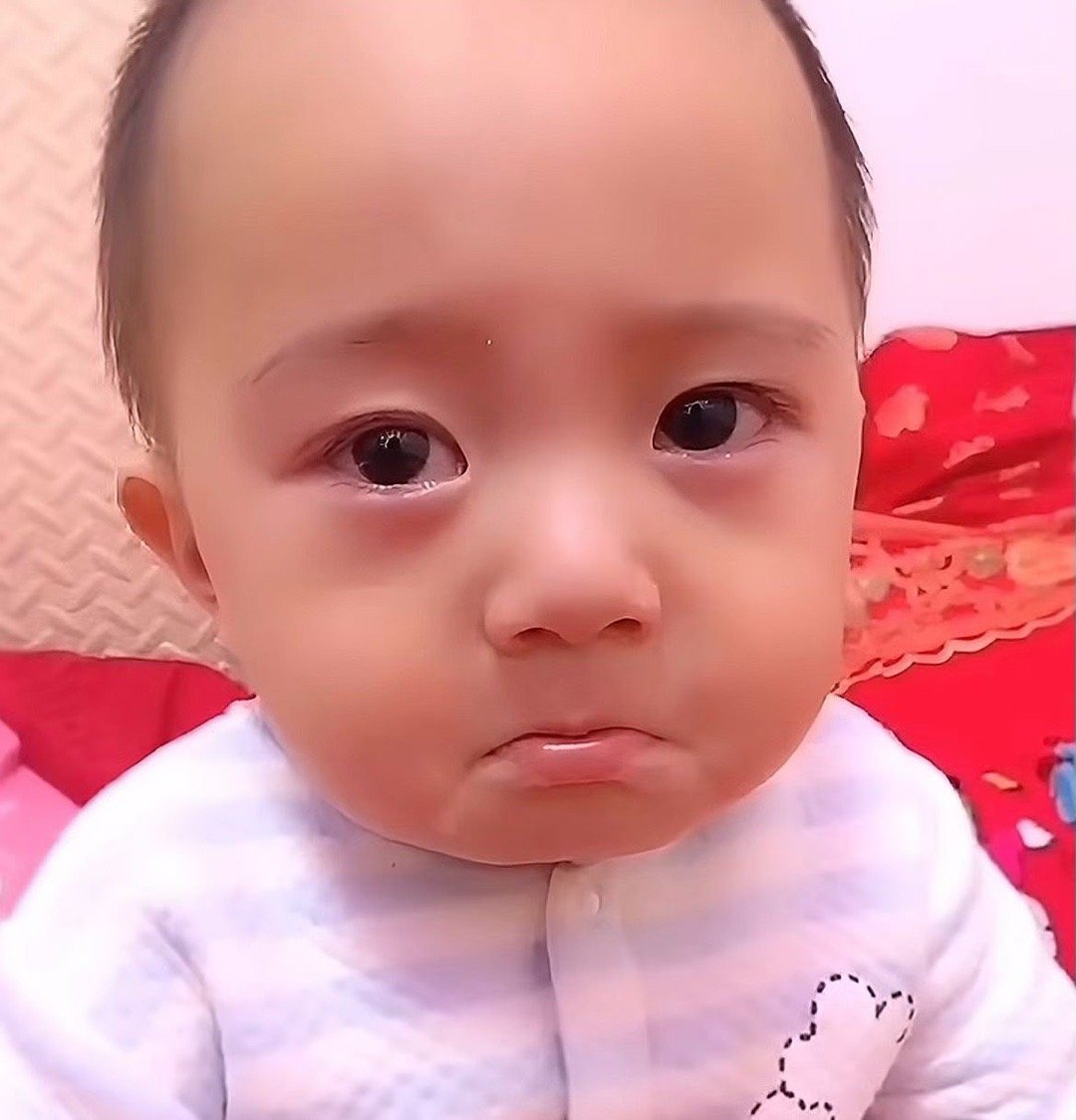 你们私信界面的铁粉标都显示了吗，我昨晚手动更新了到现在还没显示出来 