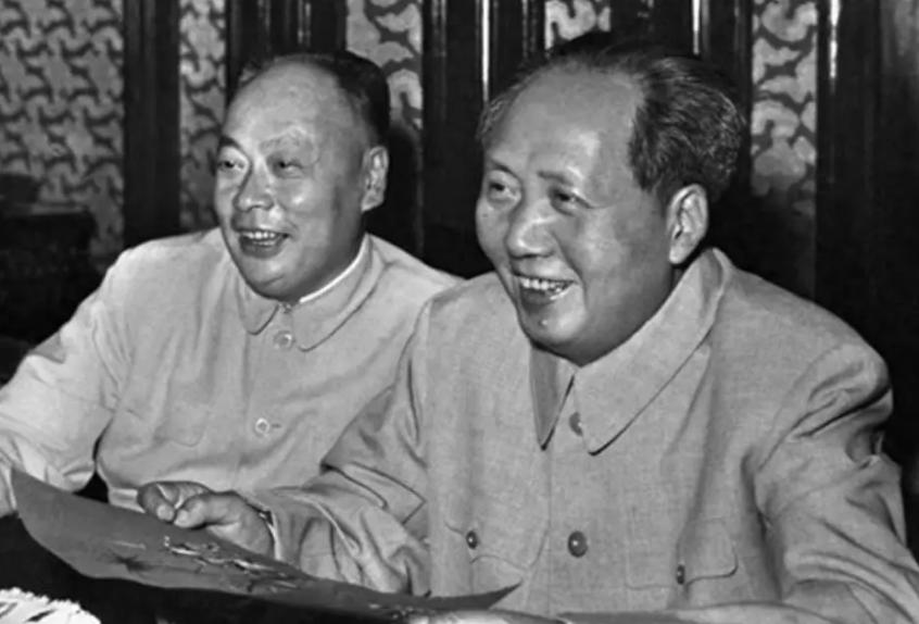 1949 年，毛主席问陈毅谁当上海市长最合适？陈毅：反正我是不想当

这话不是场