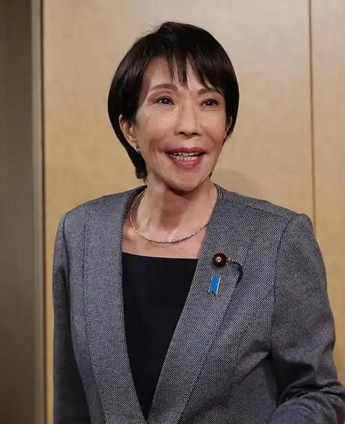 高市早苗发起担任首相以来的首个对华挑衅。她是在日本国力相对最弱的时候拿台湾问题对