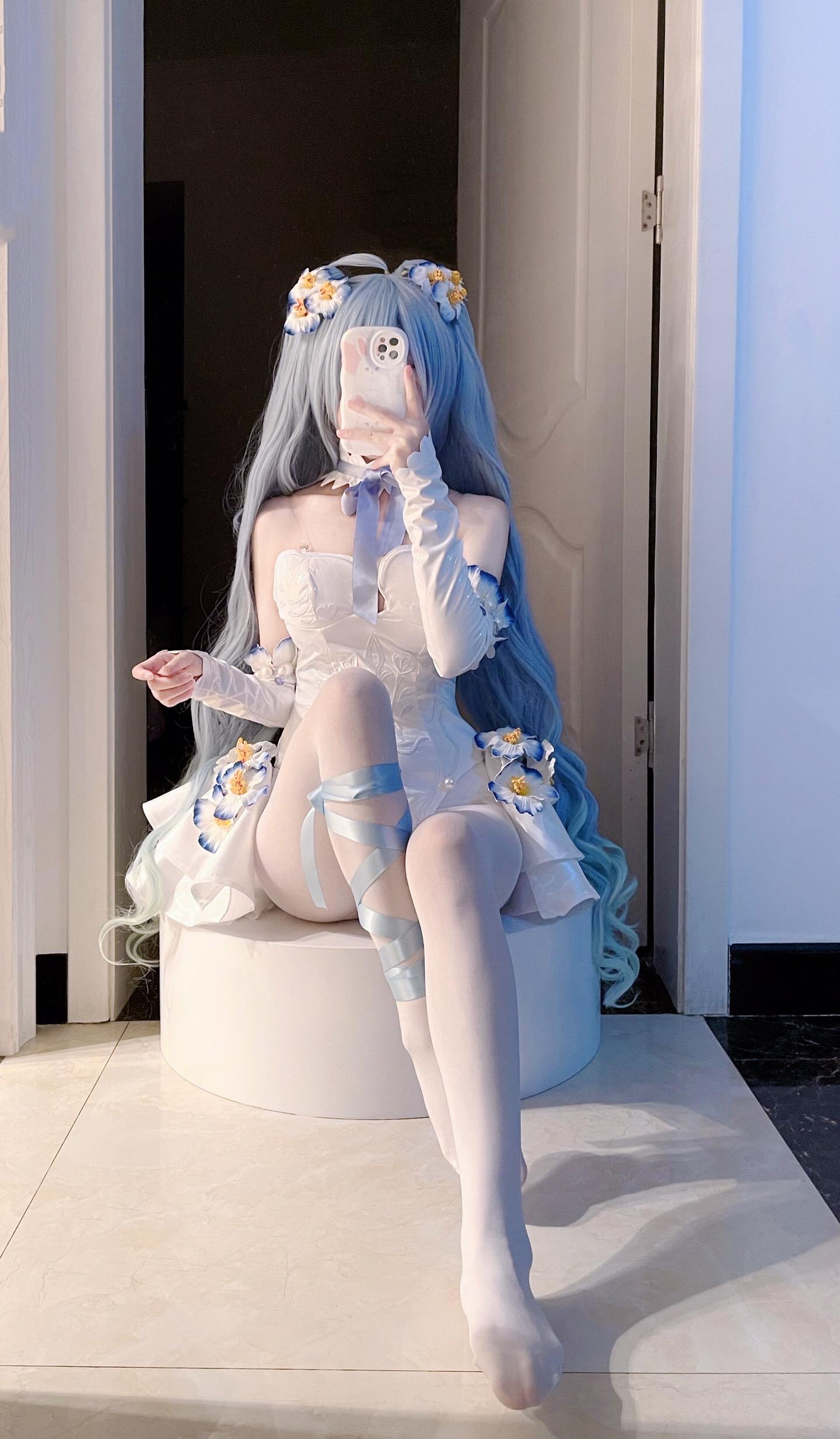 初音未来 粉蝶花精灵