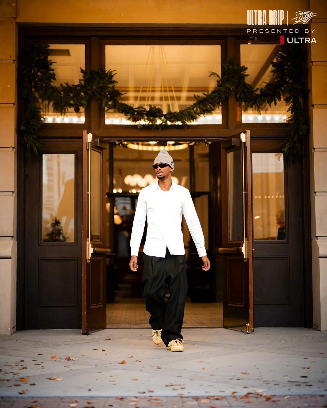 今日球员入场穿搭LOOK，谁是最佳型男？ 