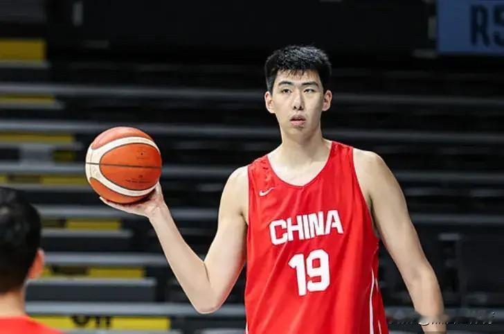 广东与广州两支球队已经协商就徐昕租借合同解除事宜达成了一致。双方都支持徐昕出外打