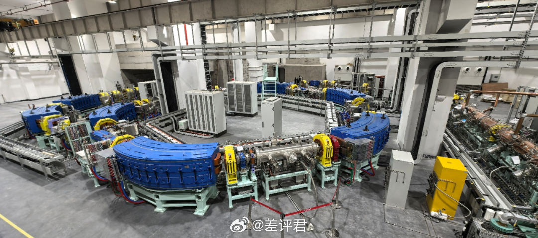 #差评在现场# 还记得我们聊过「花12亿把碳离子加速到近光速治癌」吗？（网页链接