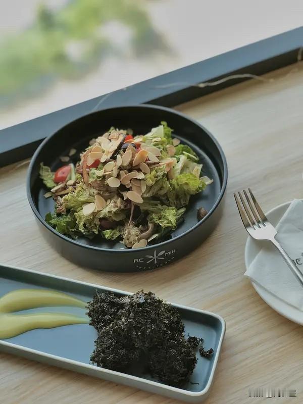 一餐烟火，满心惬意

寻常日子里的美好，往往藏在一顿用心的午餐里。今日的午餐，算