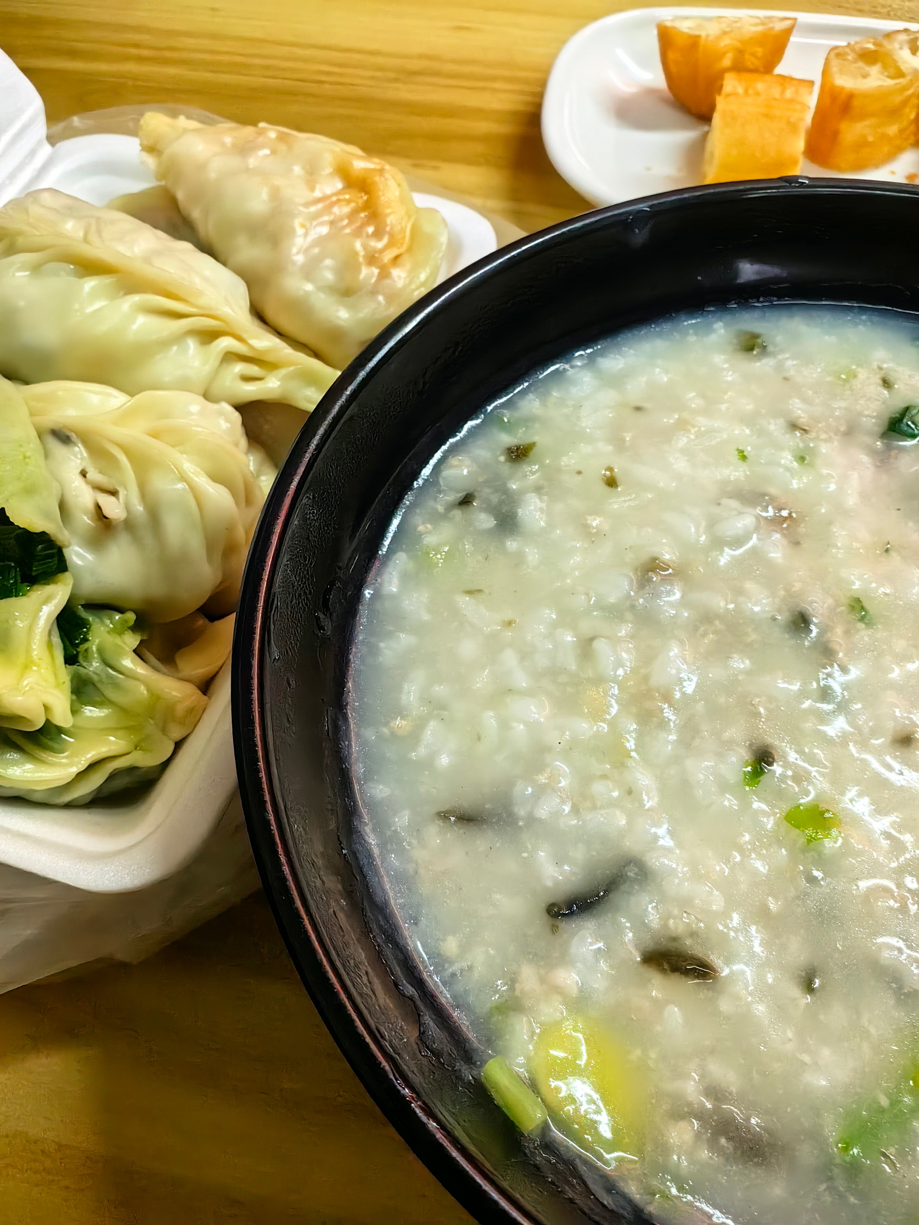 *在路上*皮蛋瘦肉粥...蒸饺全家福...出游第7天...广东揭阳... 揭阳