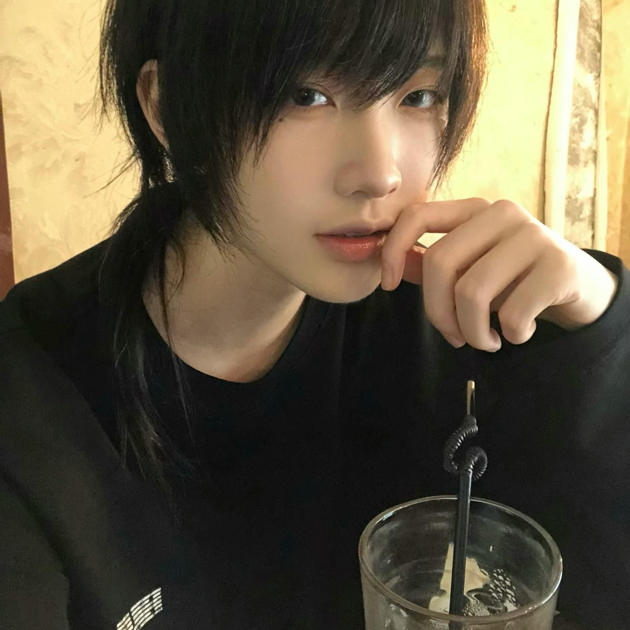 女孩 我的故事因为你而展开。