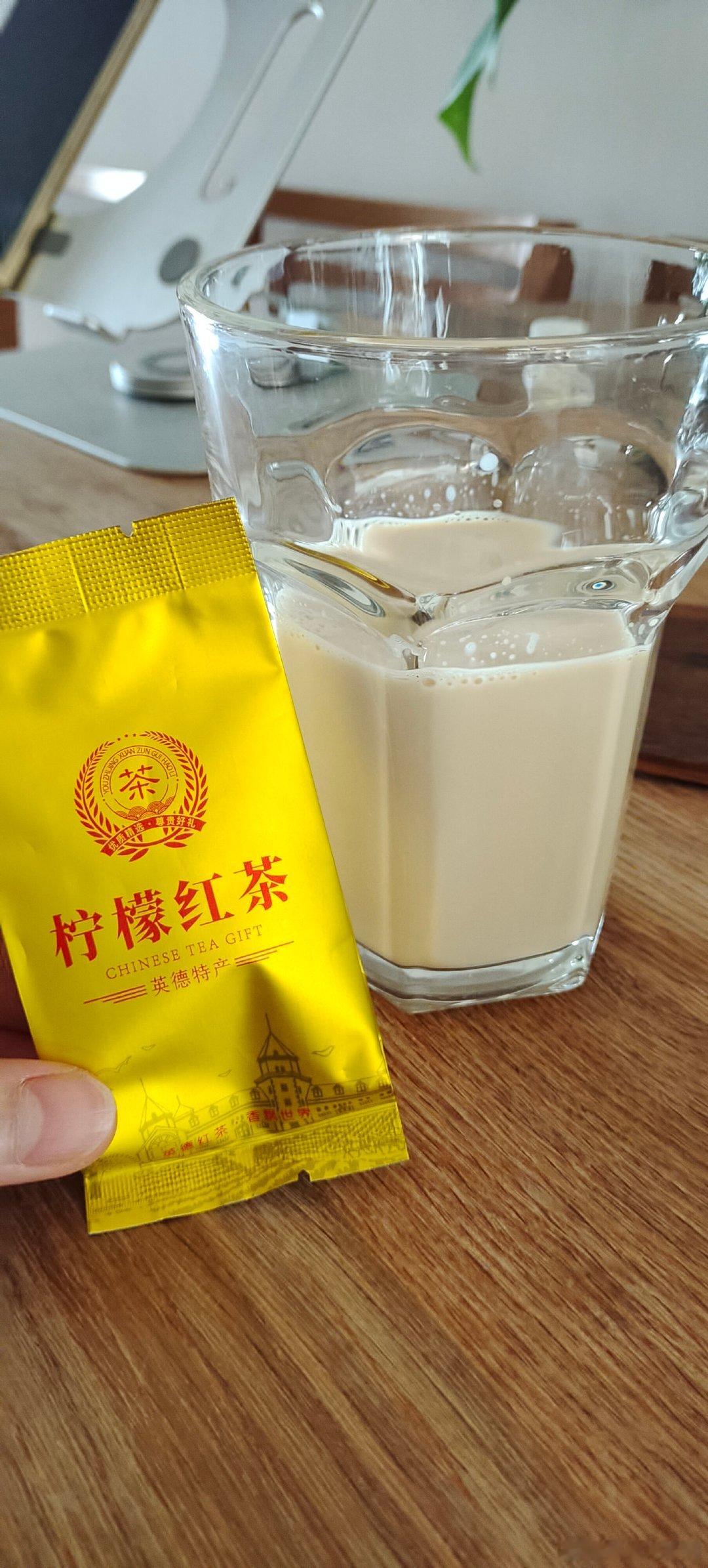 谢谢 送的茶叶，这类红茶做奶茶真真真好喝，好香！ ​​​