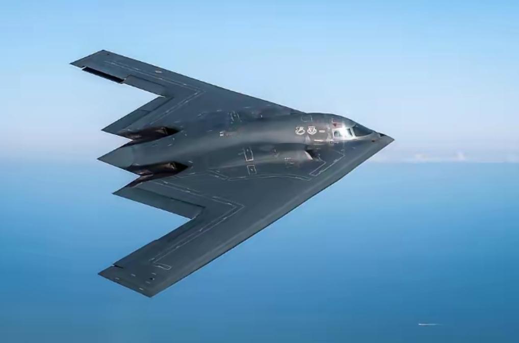 美籍华人放话：美国打伊朗，中国不敢抗衡？真相狠狠打脸，这仗扒光美国老底！

很多