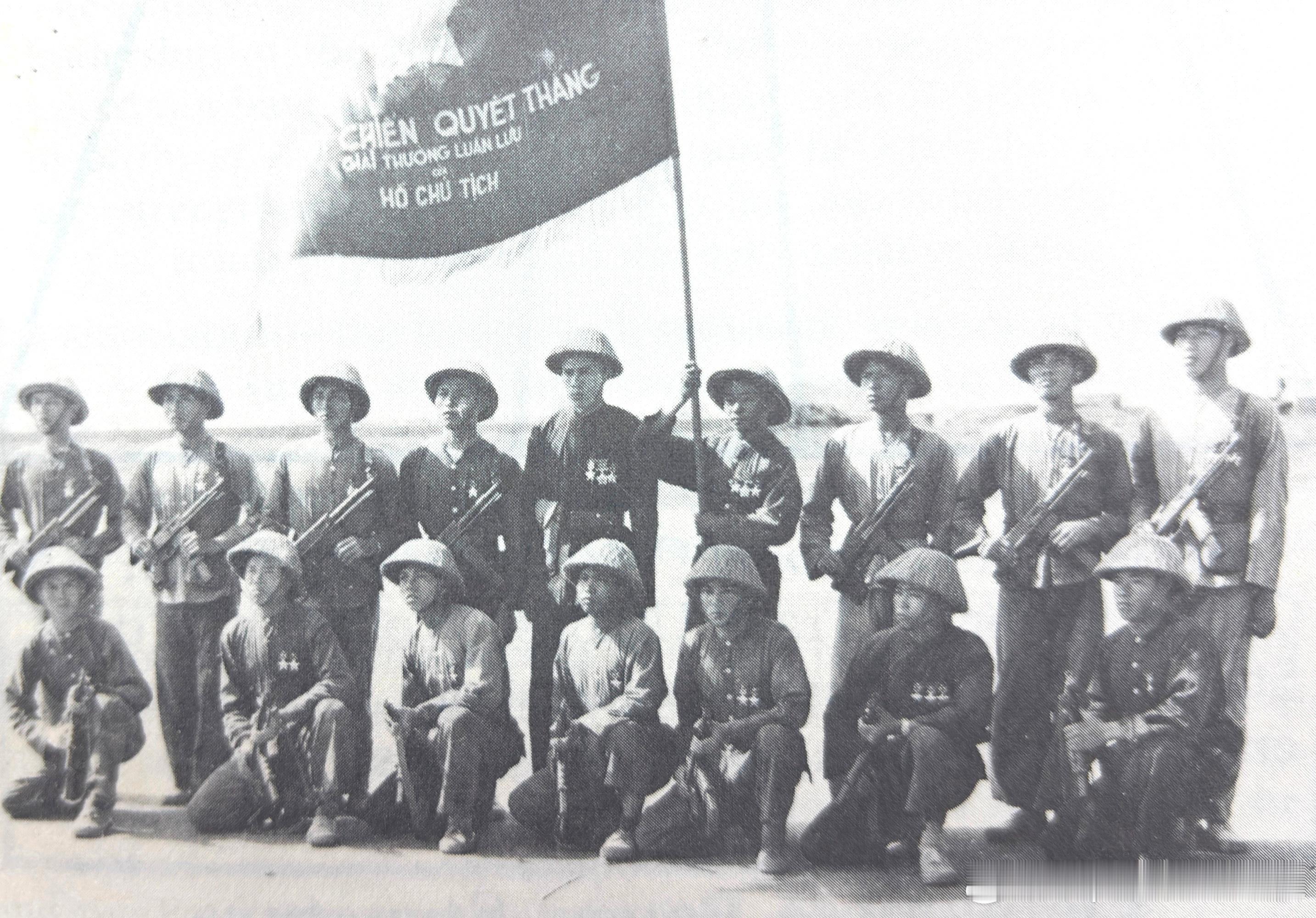 60年代的越南人民军军事历史全触达 ​​​