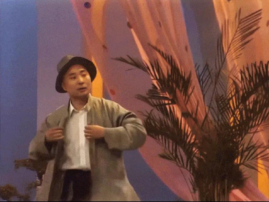 用一句话证明你看过陈佩斯的小品“队长，别开枪，是我！”这句经典台词一响，瞬间将人