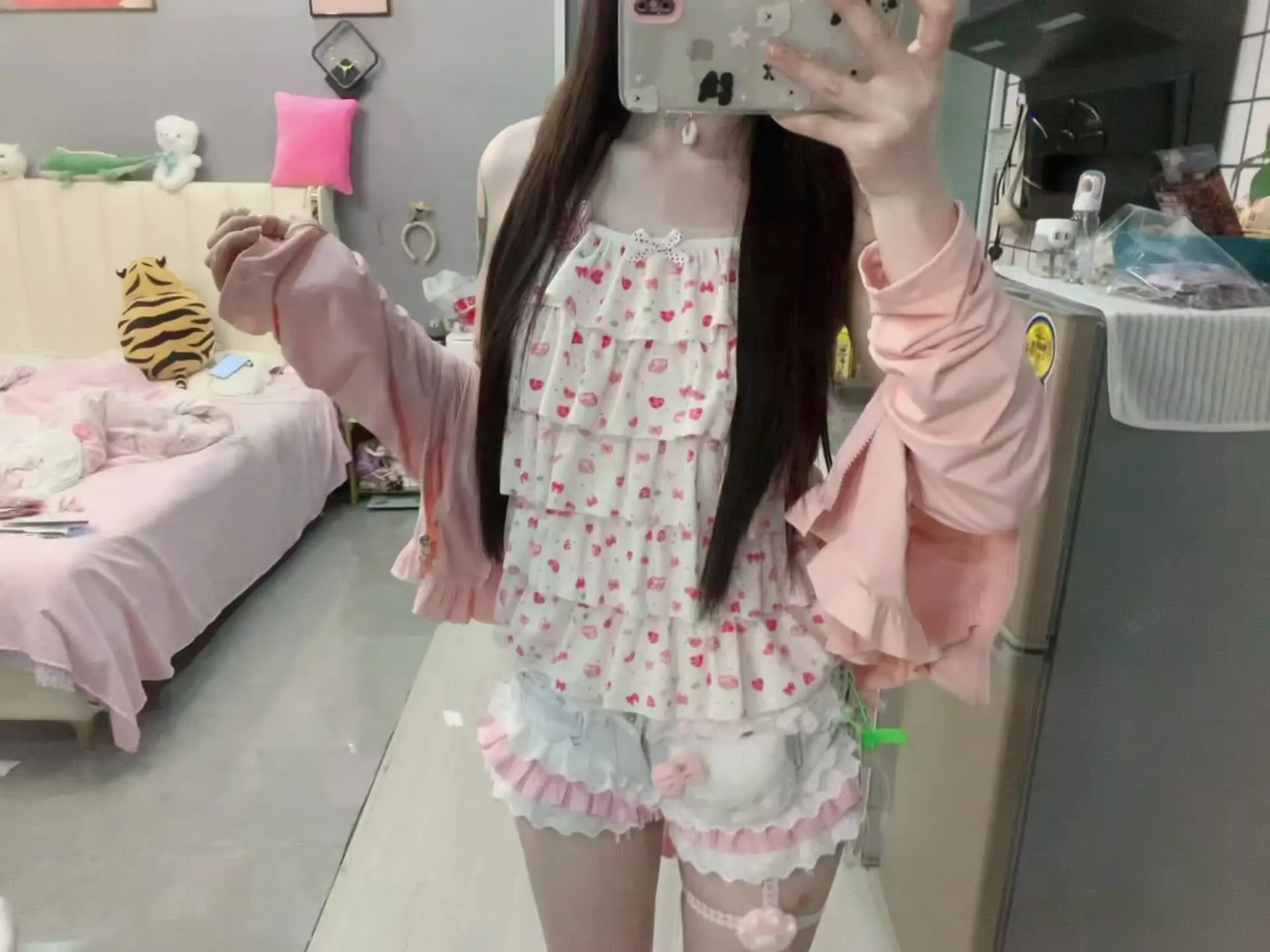 你说我是把妹王 说我花心 亲爱的 如果每天都爱上一个崭新的你也算的话 那我承认萌