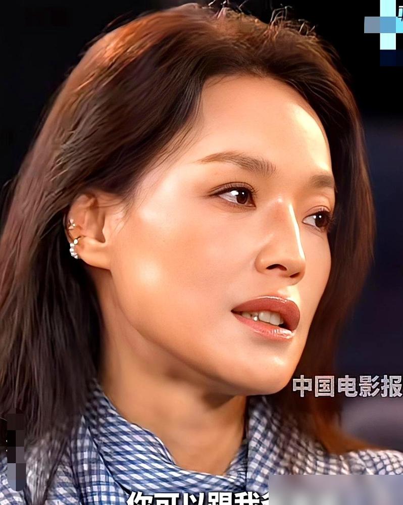 谁能想到，荧幕上风情万种的舒淇，亲口承认童年活在地狱，甚至曾因“想要个孩子”把自