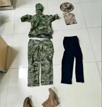 “深海巨鲨”落网！​ 一名23岁的厨子，靠网购迷彩服和盗用战机照片，把自己包装成