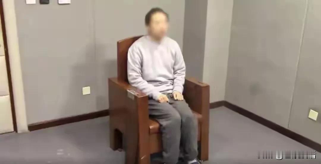 太可怕了！美国间谍竟出现在了我们的核心要害部门。

昨天（11月12日），国家安